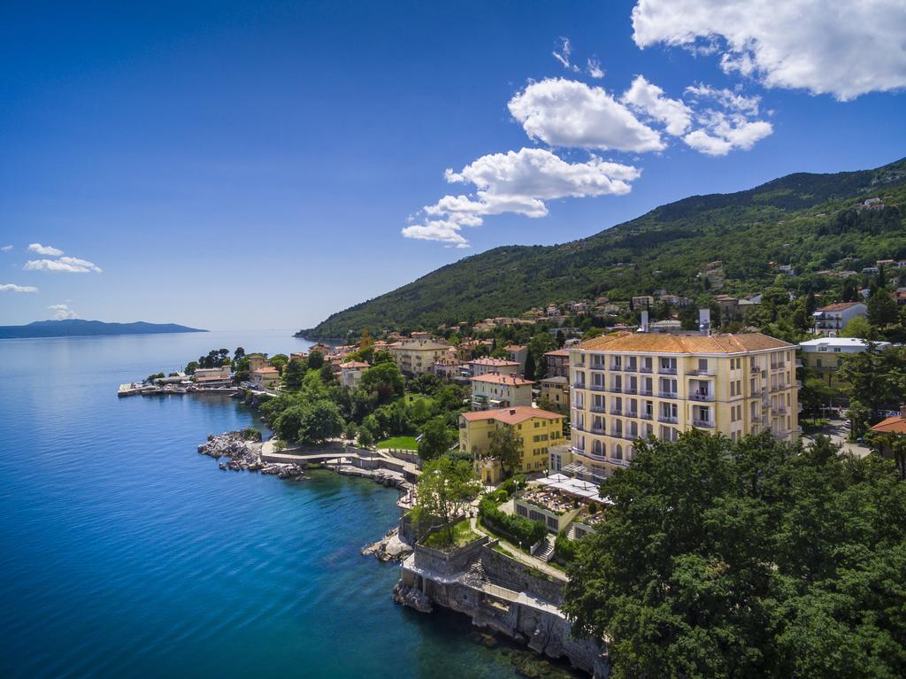 Hotel Bristol Lovran Exterior foto